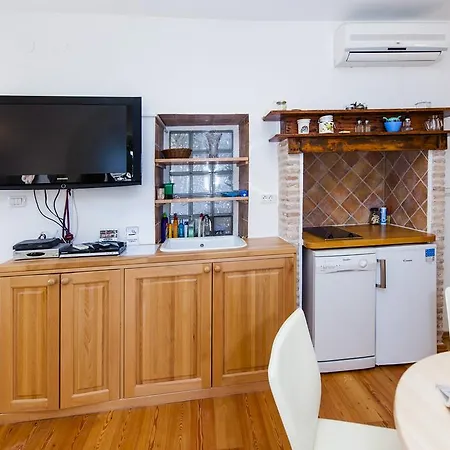 Apple Apartman Rovinj
